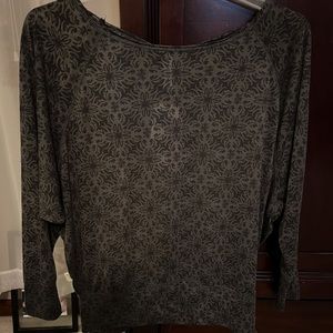 Woman’s Soybu dolman sleeve top